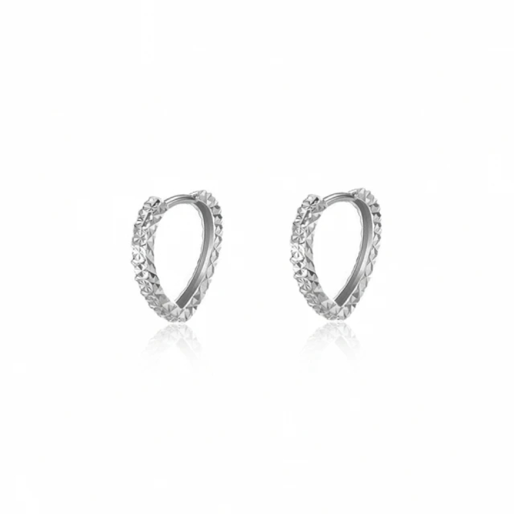 【City Diamond 引雅】18K刻花心型白K金斗圈耳環(浮光留影系列)