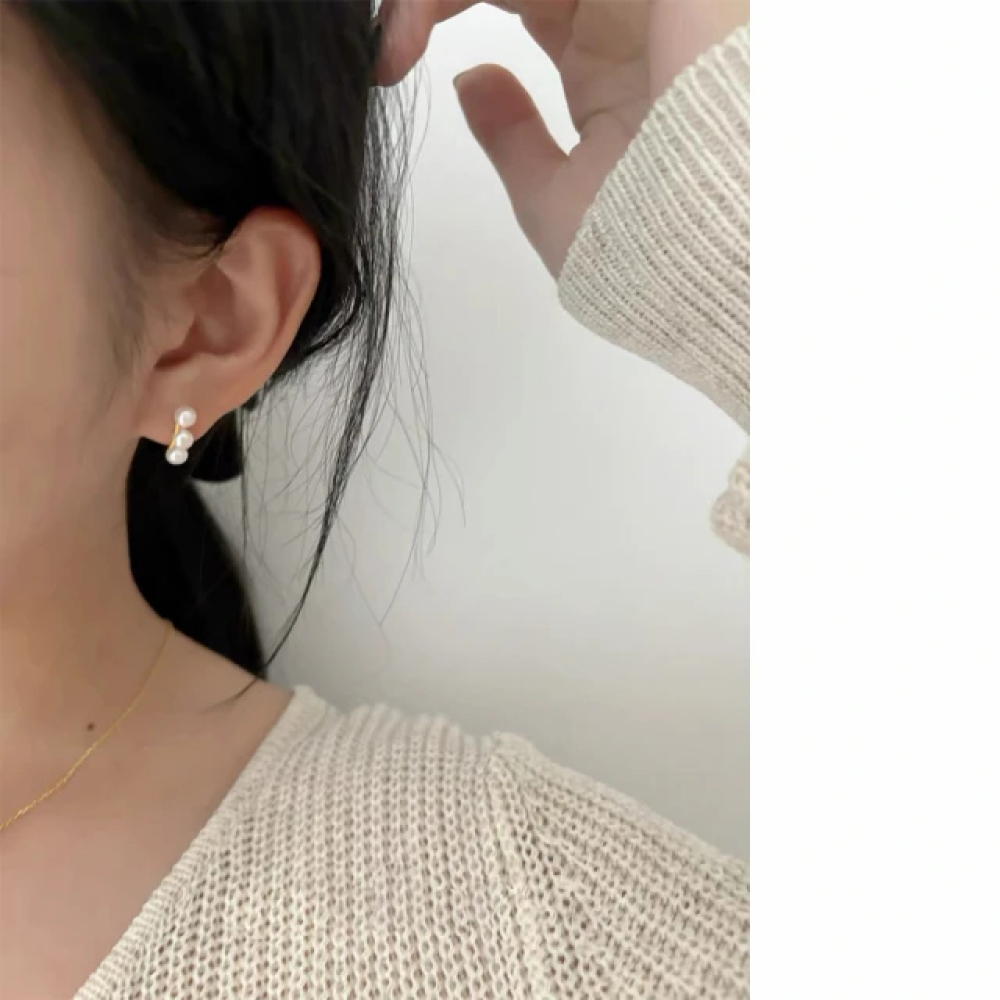 【City Diamond 引雅】『法式女伶』18K日本AKOYA珍珠5.5mm黃K金耳環(東京Yuki系列)