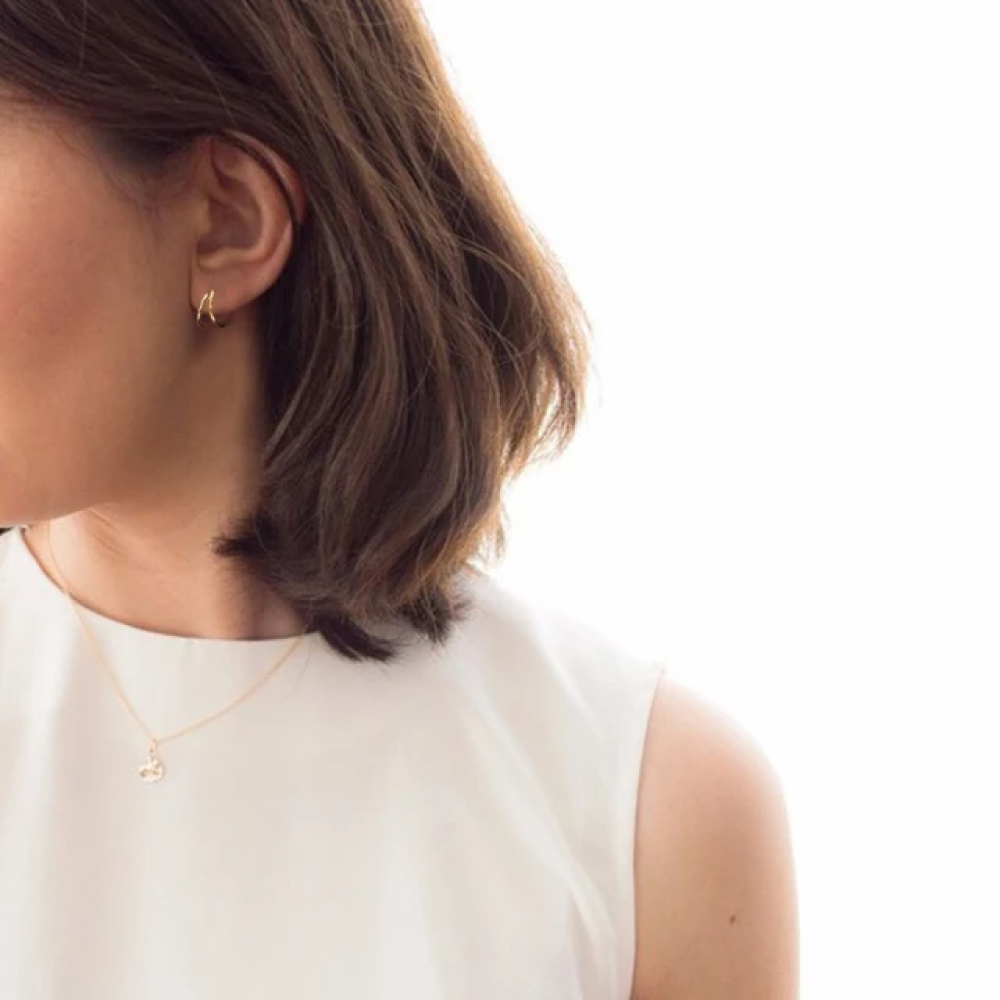 【City Diamond 引雅】18K 日本 流線 黃K金 斗圈設計 耳環(東京Yuki系列)