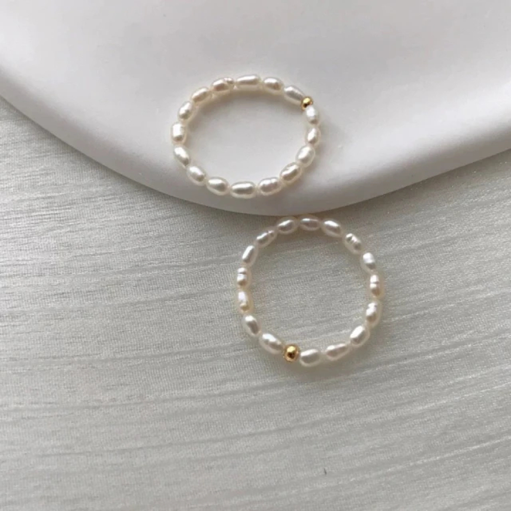 【City Diamond 引雅】網路獨家 天然淡水珍珠 母貝 米粒 金球 造型 彈性戒圍 戒指-多款任選(珠潤月詠系列)