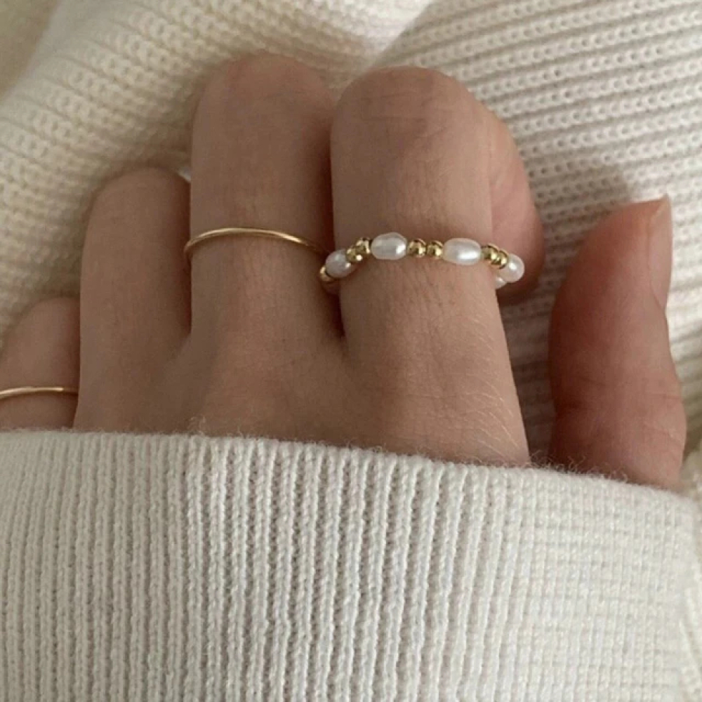 【City Diamond 引雅】網路獨家 天然淡水珍珠 母貝 米粒 金球 造型 彈性戒圍 戒指-多款任選(珠潤月詠系列)