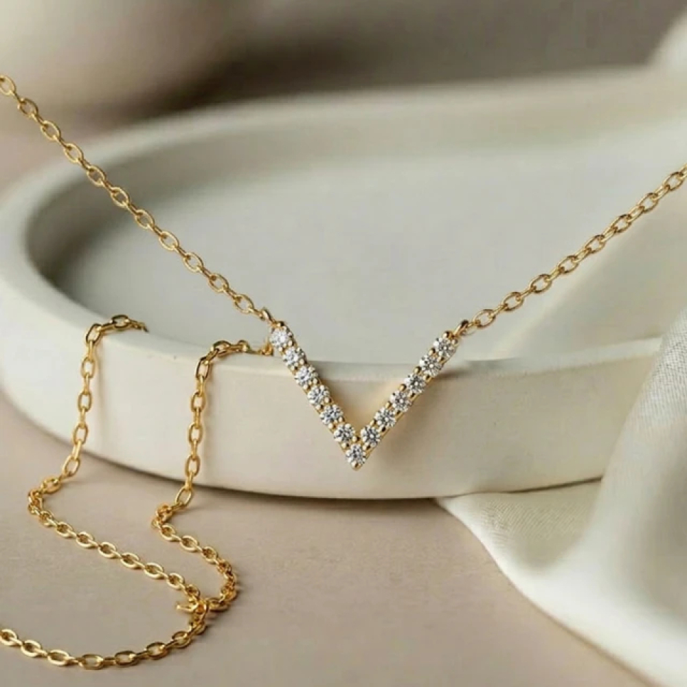 【City Diamond 引雅】18K 日本 天然鑽石 20分 黃K金 V字造型 項鍊 (東京Yuki系列)