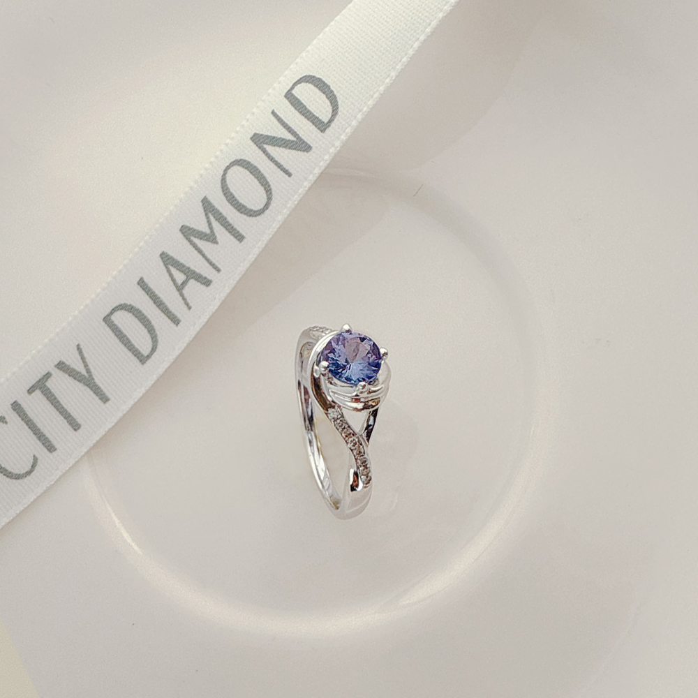【City Diamond 引雅】『月夏之舞』天然丹泉石 坦桑石 48分白K金鑽石戒指 鑽戒