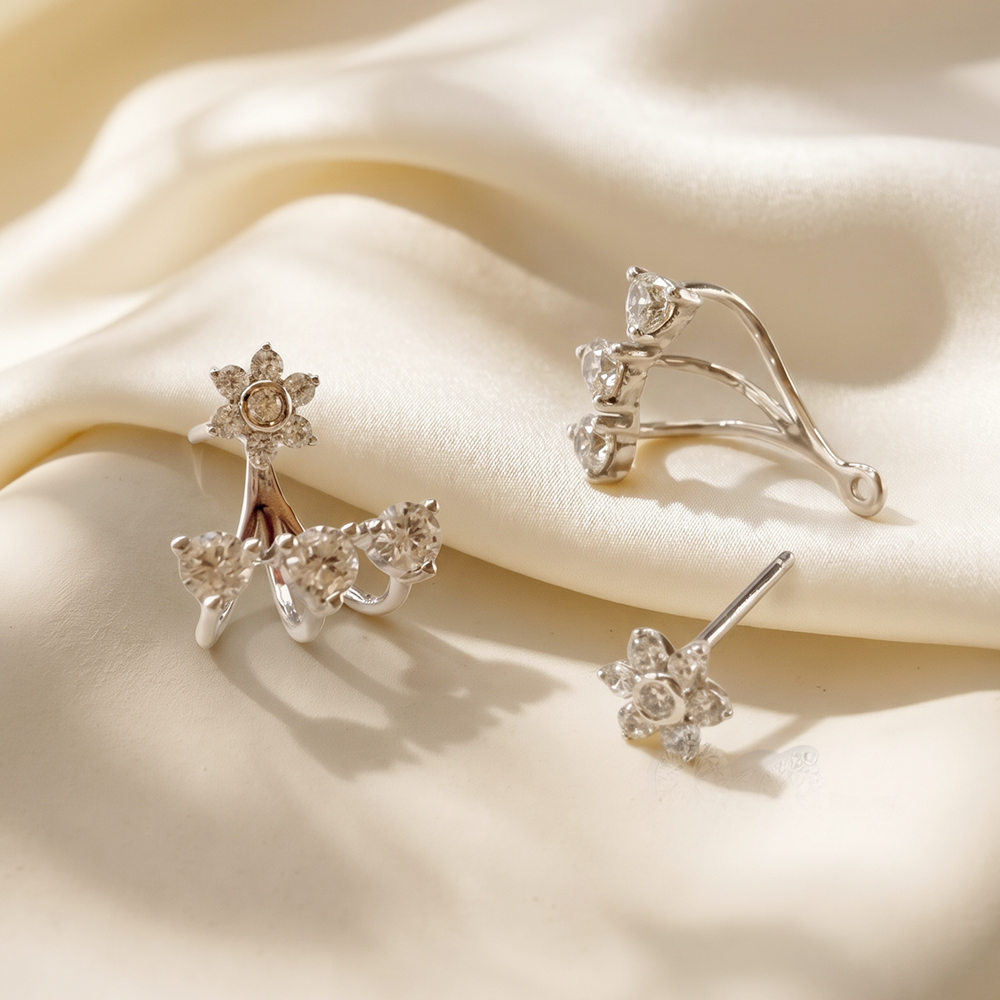 【City Diamond 引雅】『花語』晶鑽 白K金 花型 兩用式 耳環 (浮光流影系列)